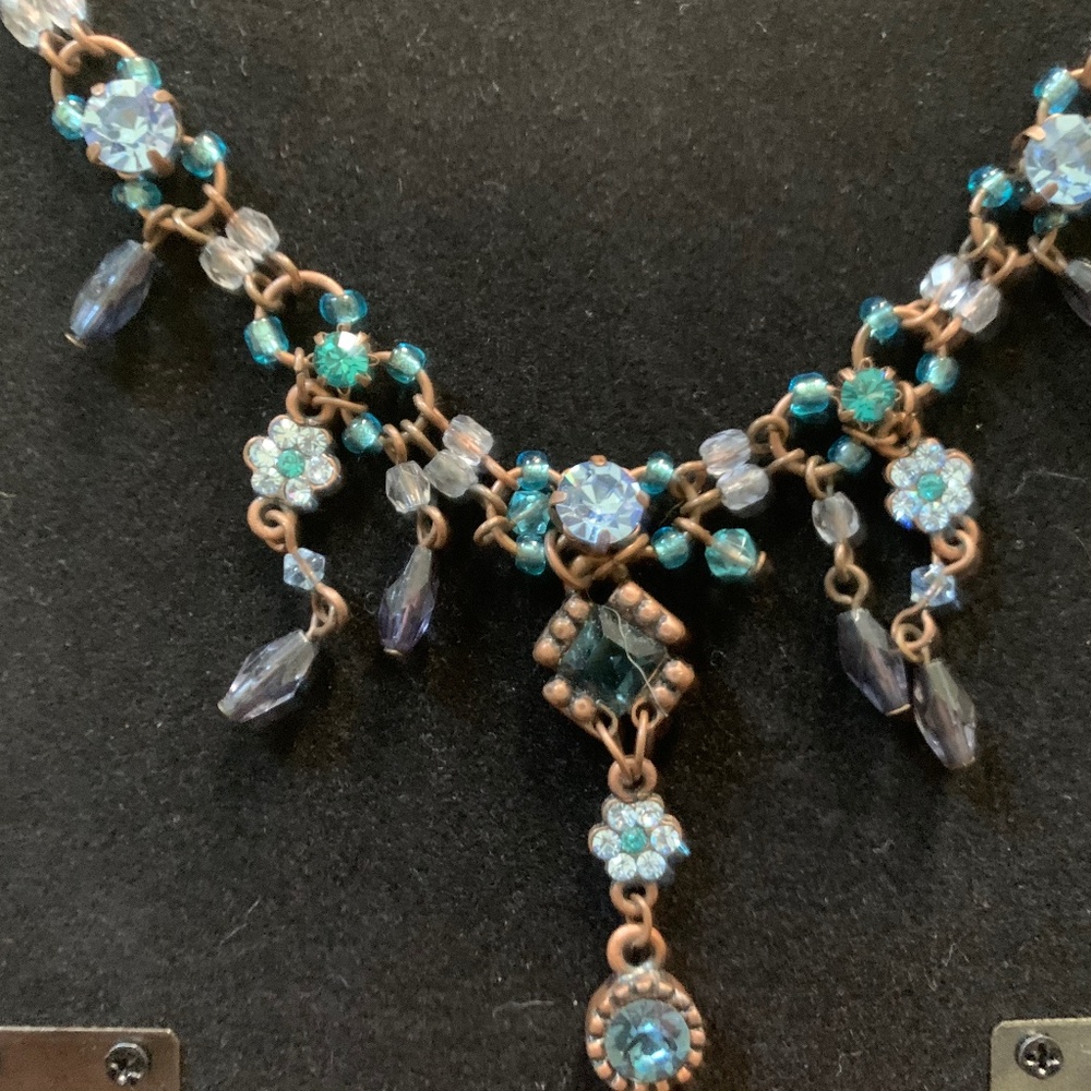 VINTAGE unique blue necklace✨🔵